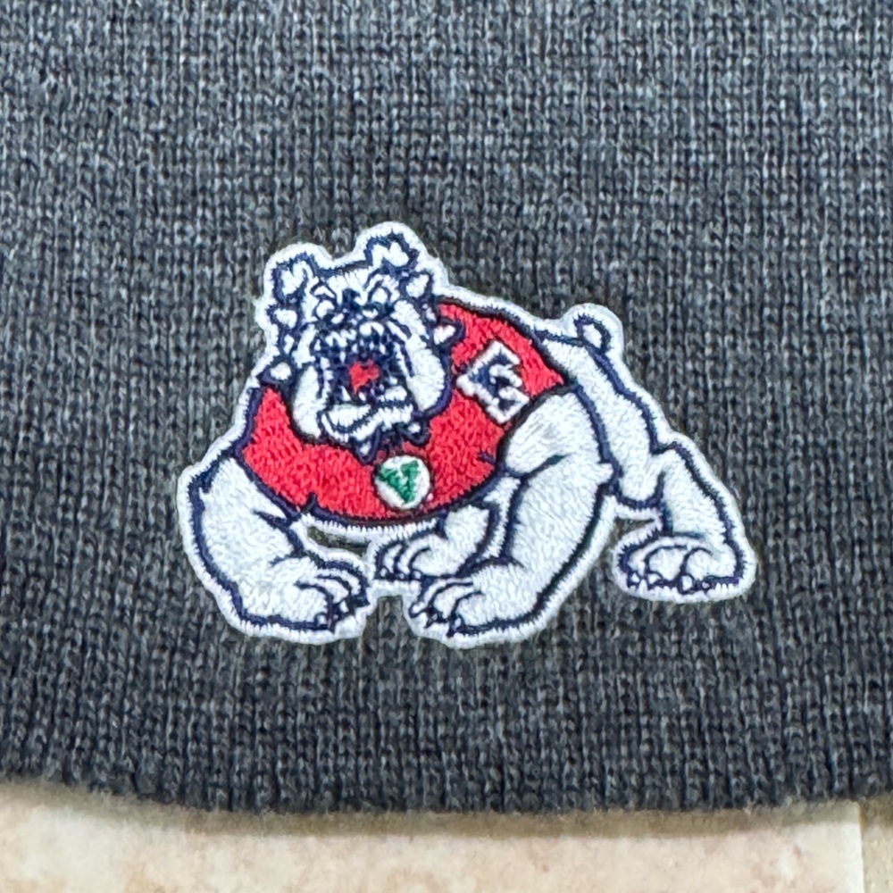 Retro Fresno State University Bulldogs Gray OS Men’s Beanie Hat MINTY - Picture 3 of 4